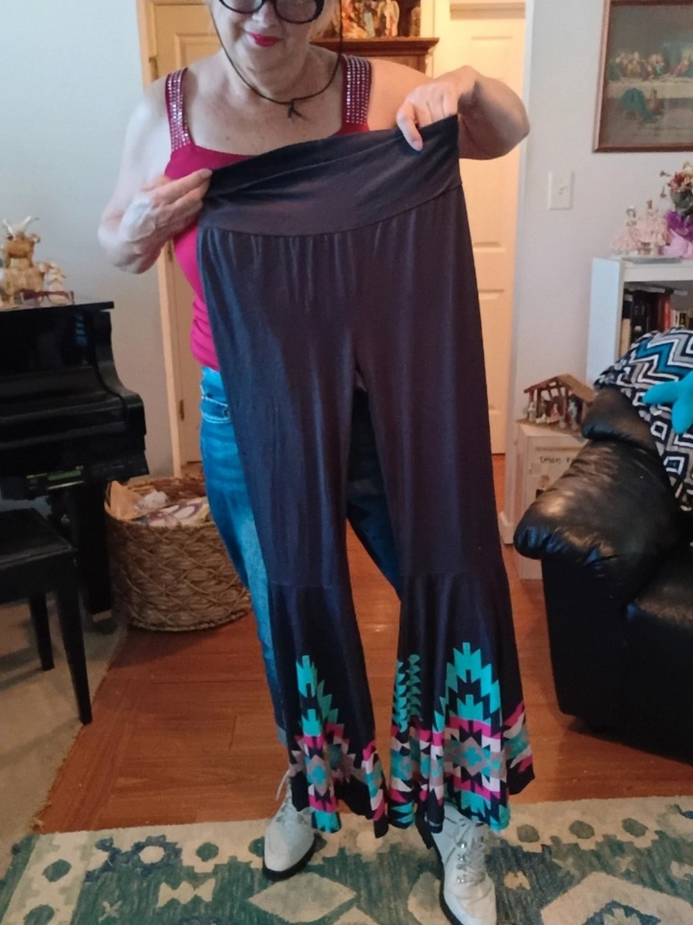 Sterling Kreek High-Rise Black Palazzo Leggings with Geometric Hem